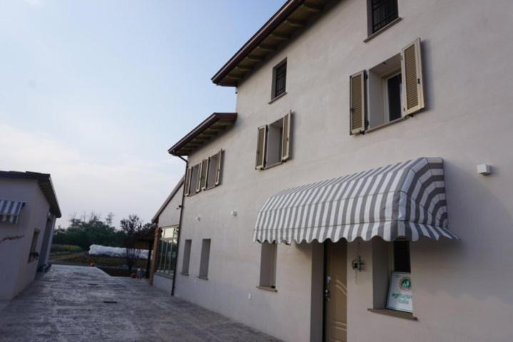 Agriturismo Campogrande Carpaneto Piacentino Exteriör bild